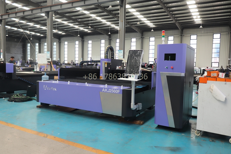 6000 Watt Fiber Laser Cutting  - огляд і ціна Industrial Laser Cutting Machine
